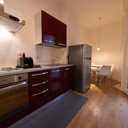 Hotel Mercure Milano Solari Екстериор снимка