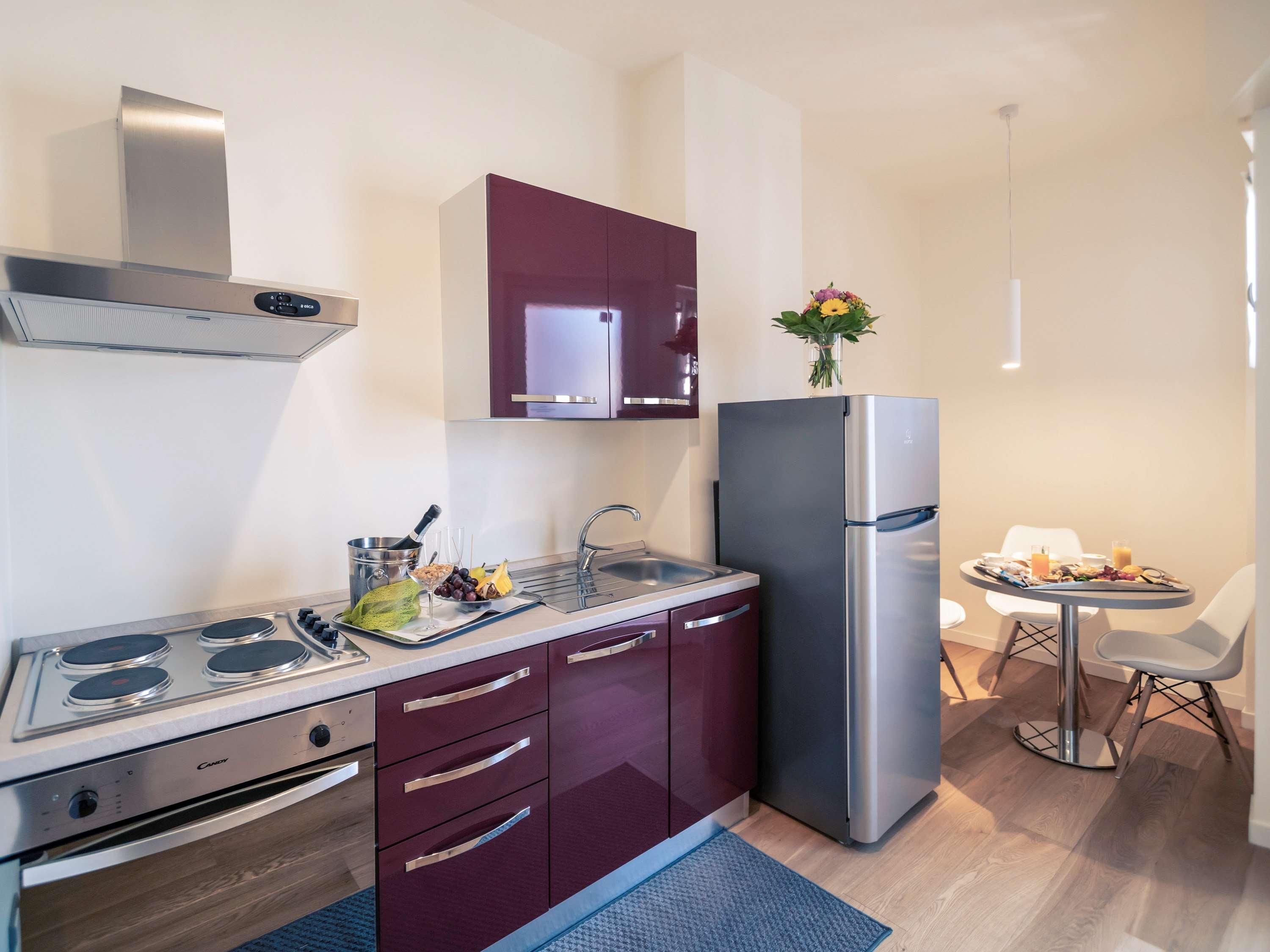 Hotel Mercure Milano Solari Екстериор снимка