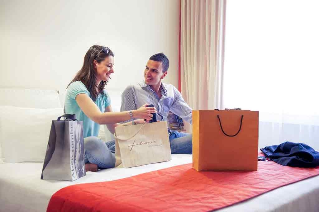 Hotel Mercure Milano Solari Екстериор снимка