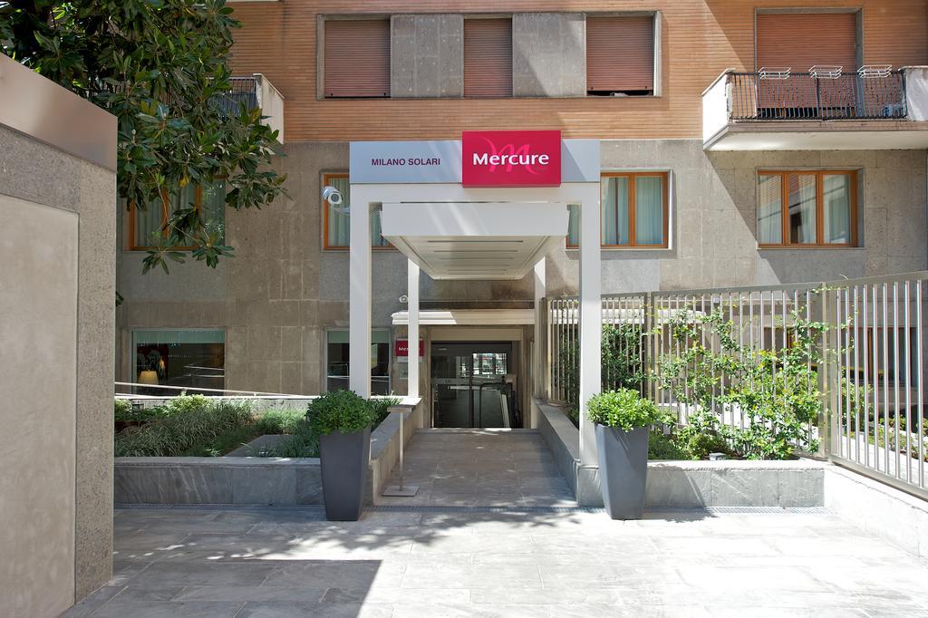 Hotel Mercure Milano Solari Екстериор снимка